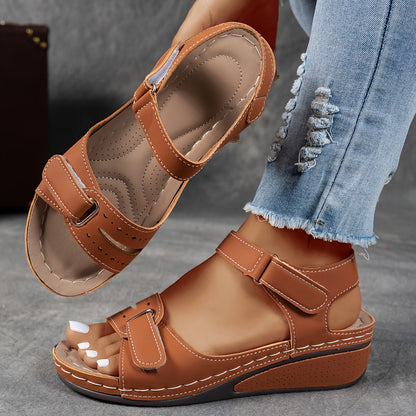 Mira™ | Aldona - Ortopediska sandaler med kilklack