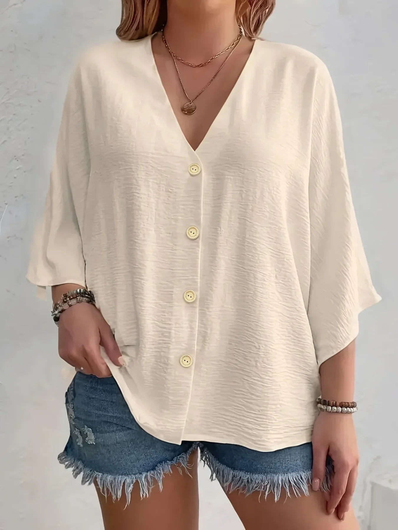 Mira™ | Signe – Blus med knäppning och ¾-ärm